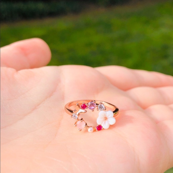 Sterling Silver & S925 Creative Flower 🌸 Ring - Picture 3 of 6